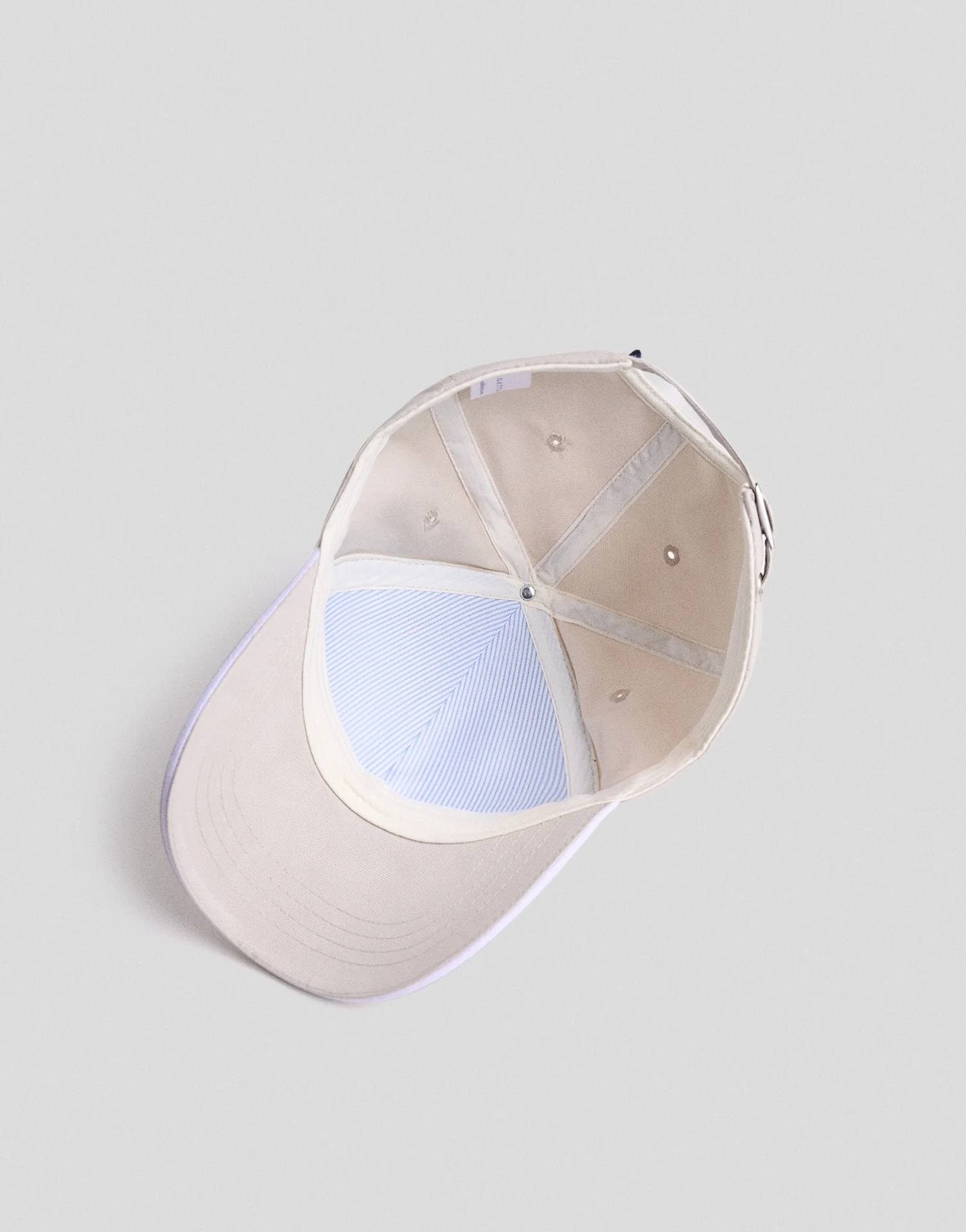 Baseball Cap With Crest - Image 5