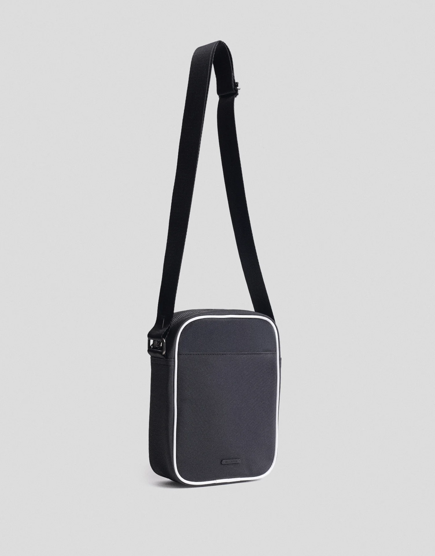 Crossbody Bag With Piping - Image 7