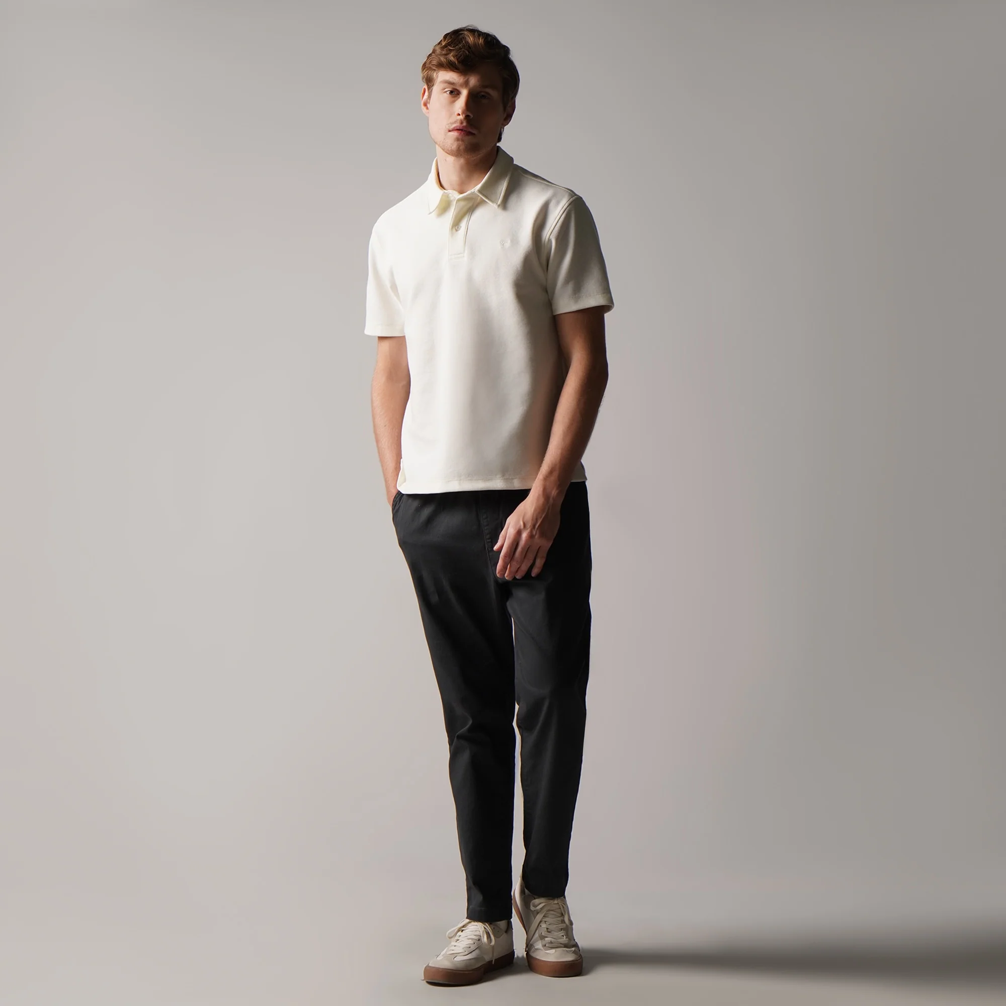 Regular Fit Polo Shirt In Textured Knit - Image 6