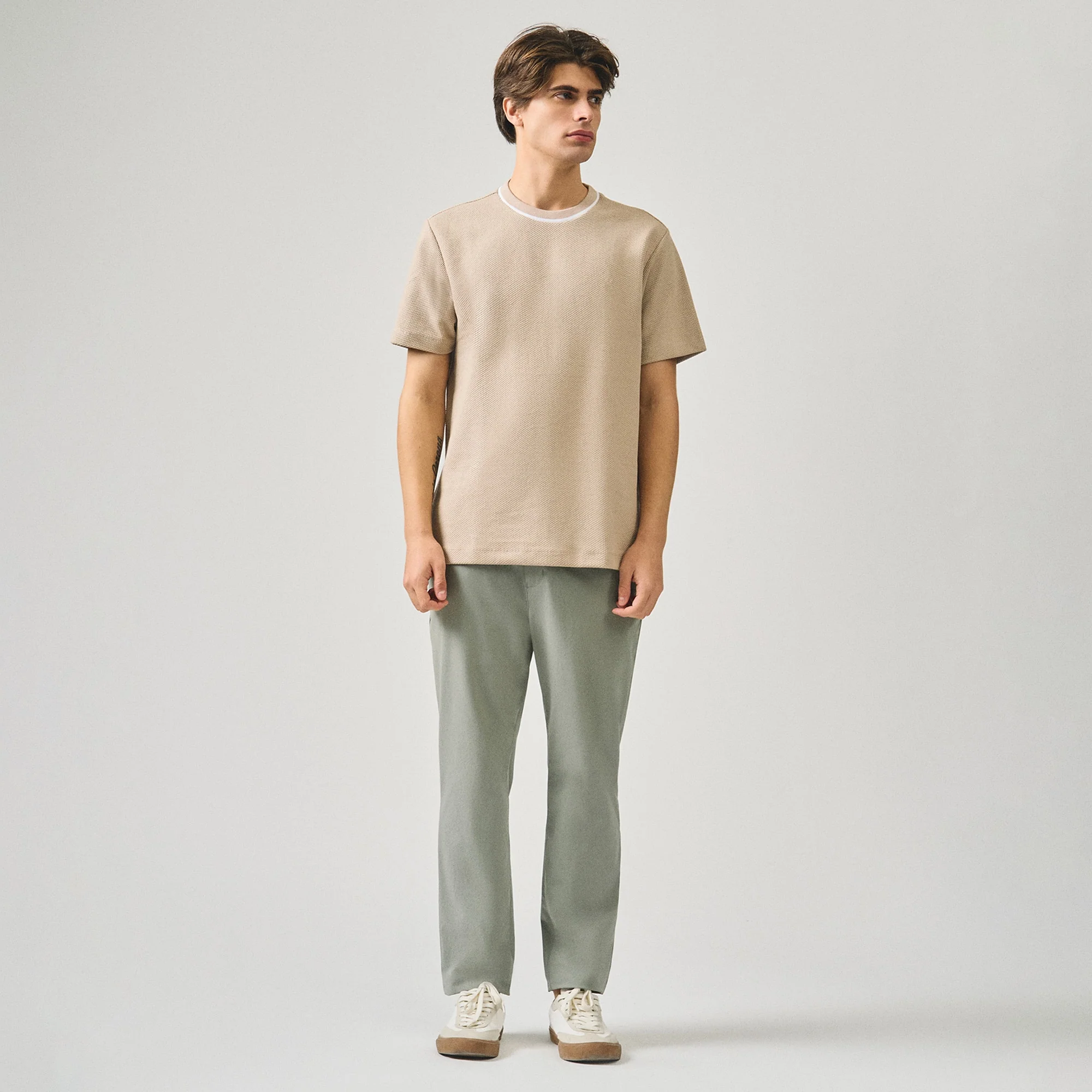 Regular Fit T-Shirt With Contrast Piping Detail In Textured Knit - Image 5